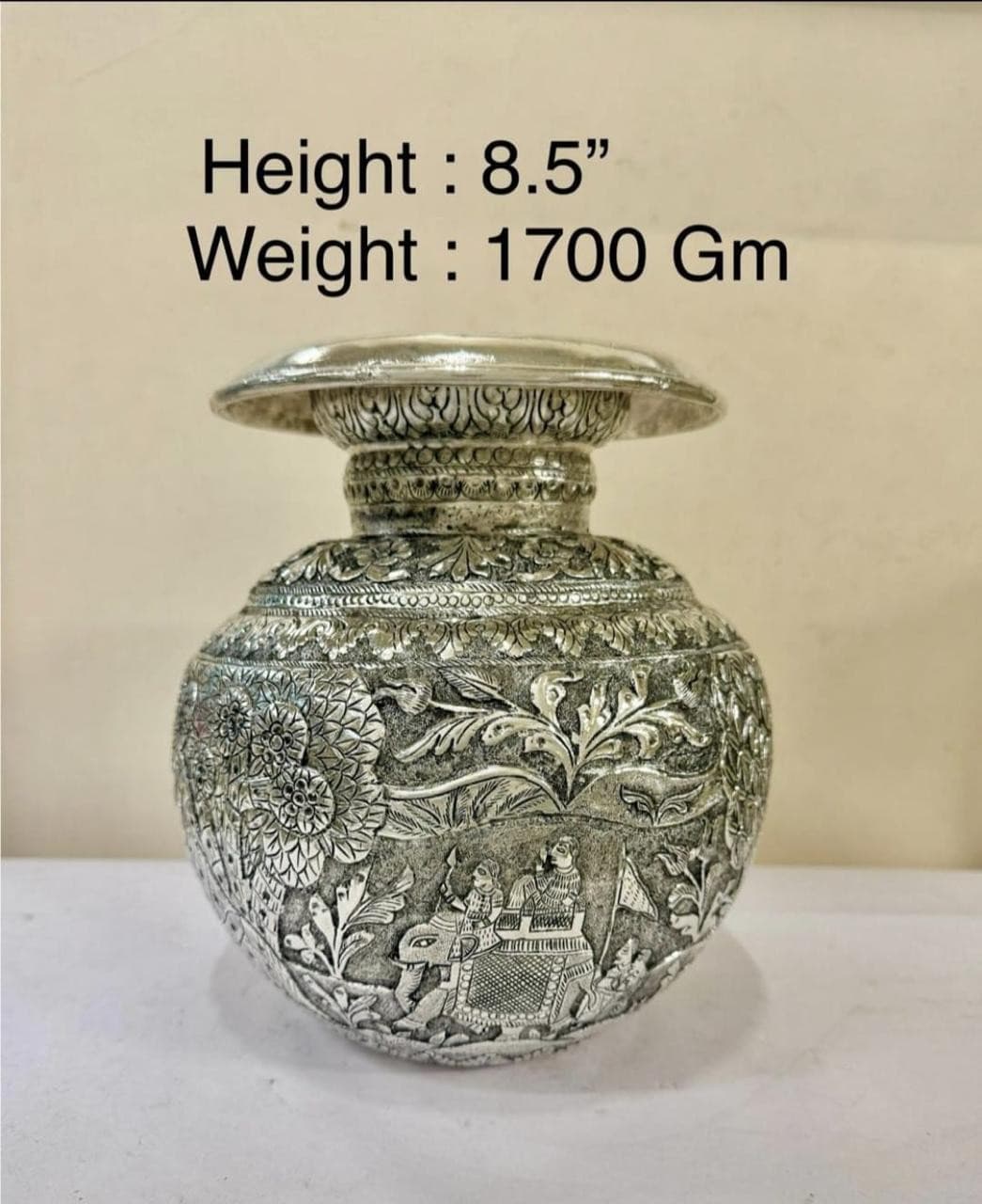 Rajwada Kalash