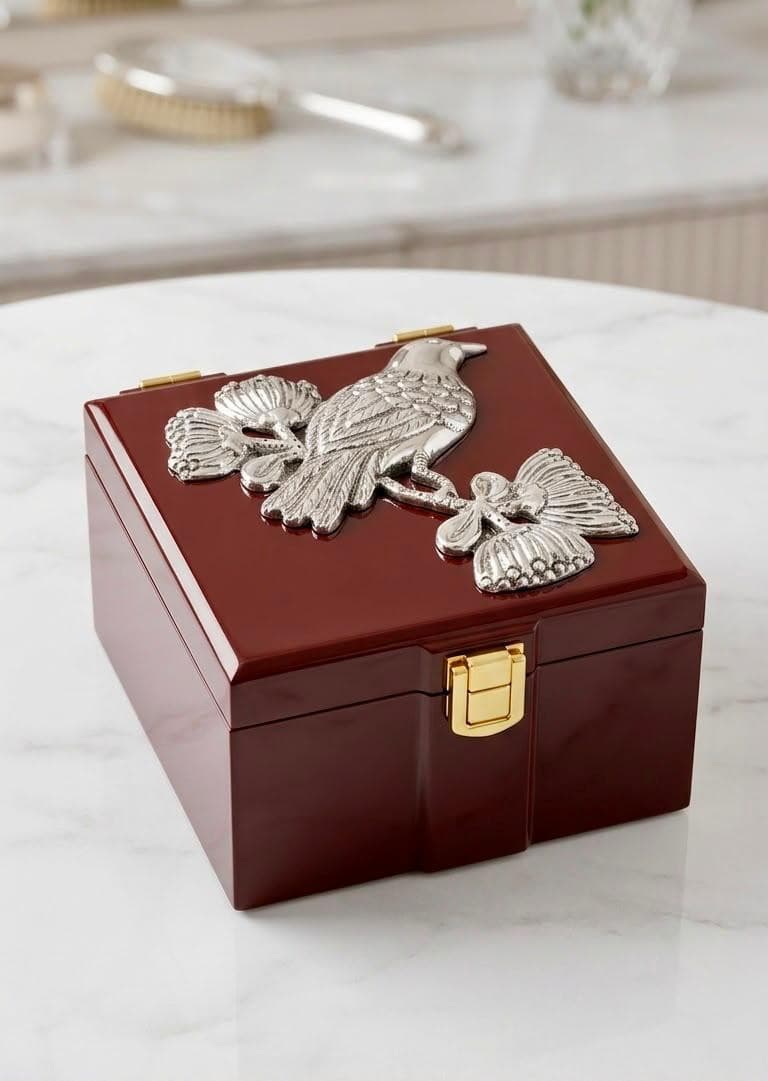 Bird Crest Box