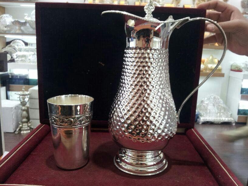 Jug Set